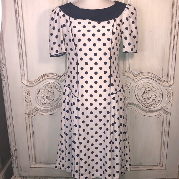 TRUE VINTAGE Hand Made Cream with Navy Dots Short Sleeve Sheath Dress - Picture 1 of 16